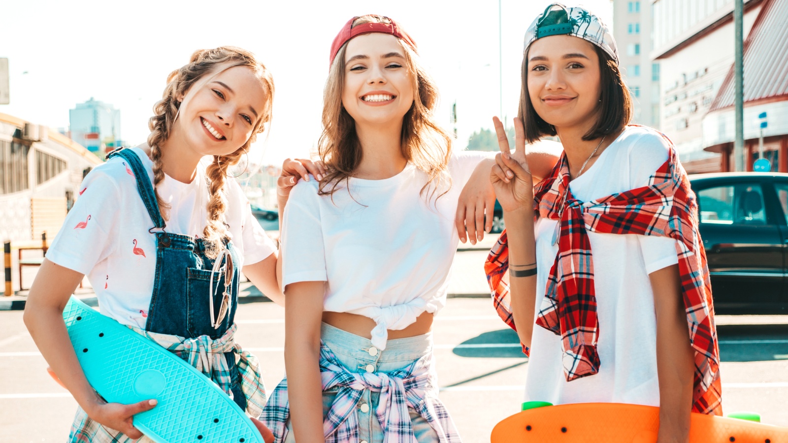 Teenager Outfits 2025 – Die Trends, die Jugendliche prägen